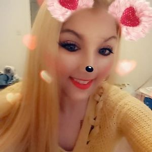 Meet your Posher, Felicia